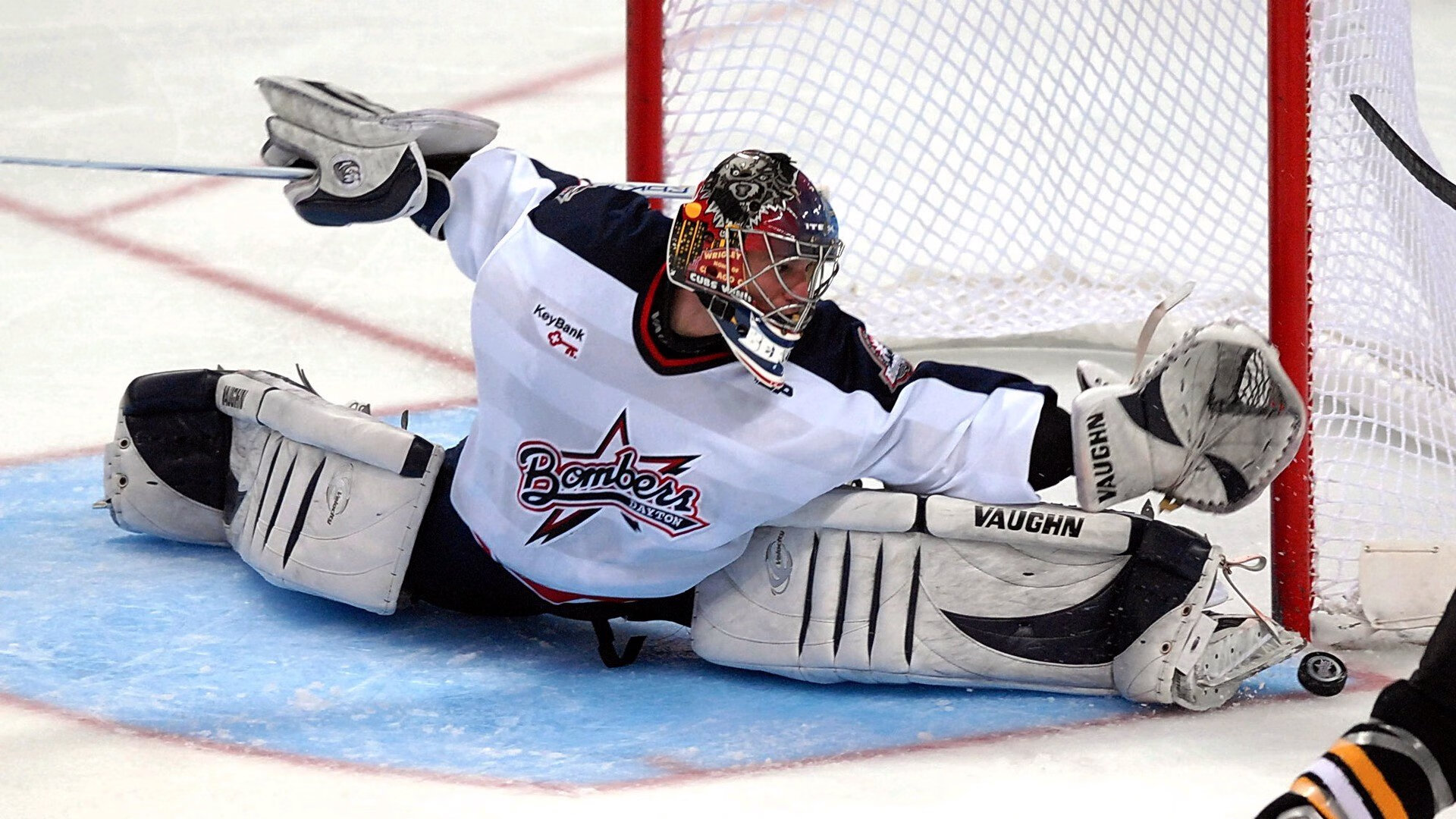 APA中路统治力日渐提升，阿p中路1v1